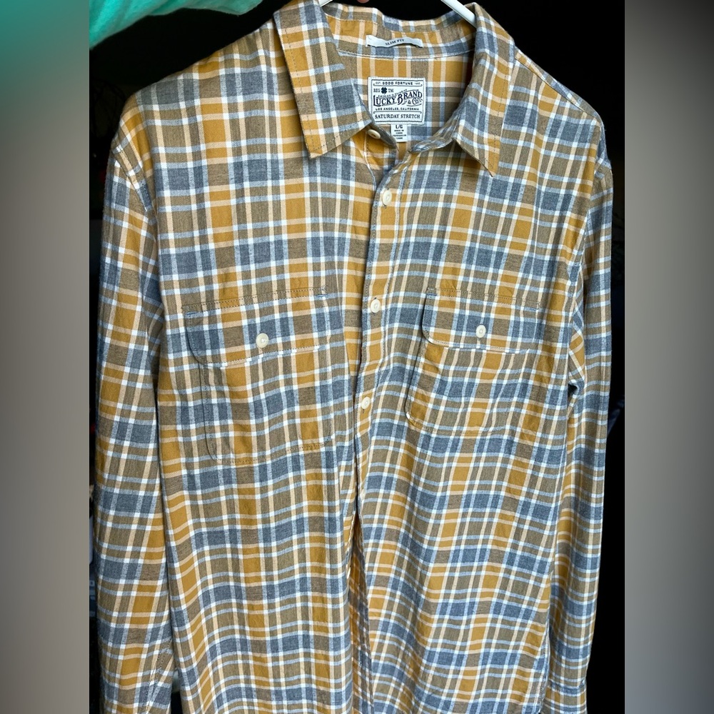 Must have flannel! Lucky Brand Lightweight Button Down Shirt